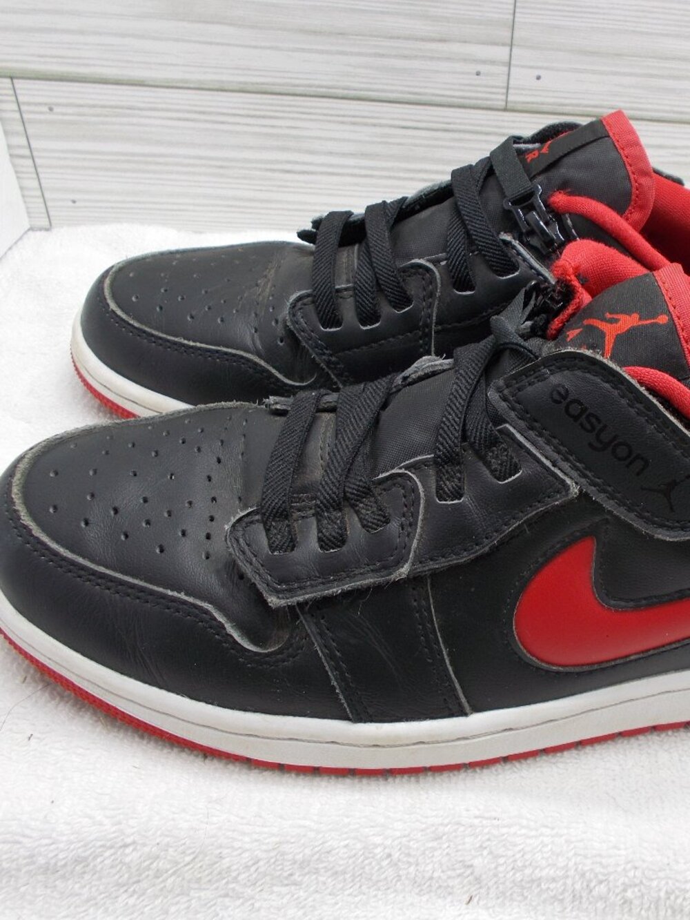 Nike Air Jordan 1 Low FlyEase ‘Black Cement Fire Red’ DM1206 006 Size 8.5